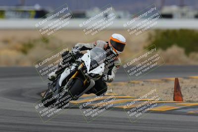 media/Jan-14-2023-SoCal Trackdays (Sat) [[497694156f]]/Turn 4 Set 1 (1020am)/